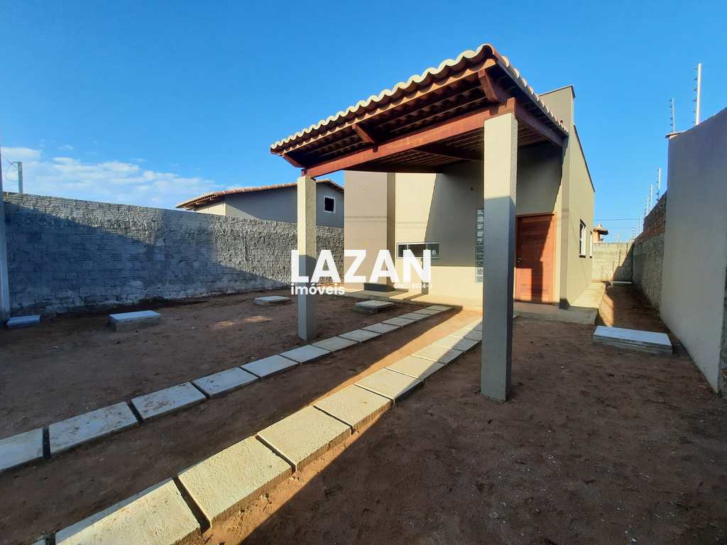Casa em São Gonçalo do Amarante, no bairro Santos Dumont