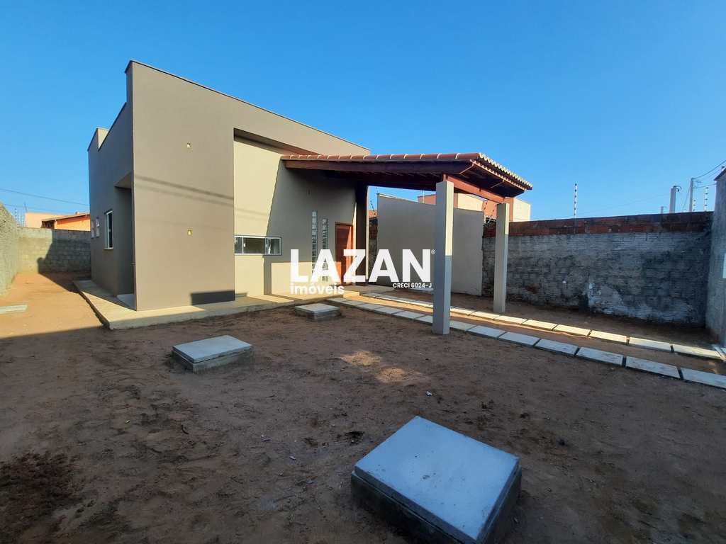 Casa em São Gonçalo do Amarante, no bairro Santos Dumont