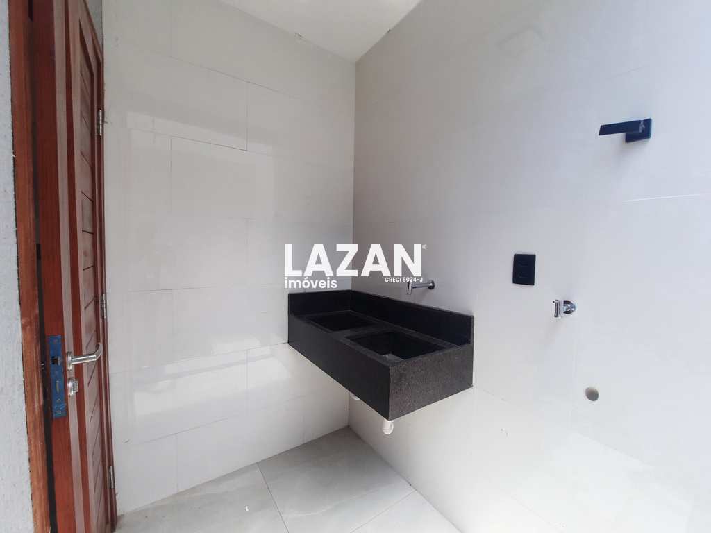 Casa em São Gonçalo do Amarante, no bairro Cidade das Rosas