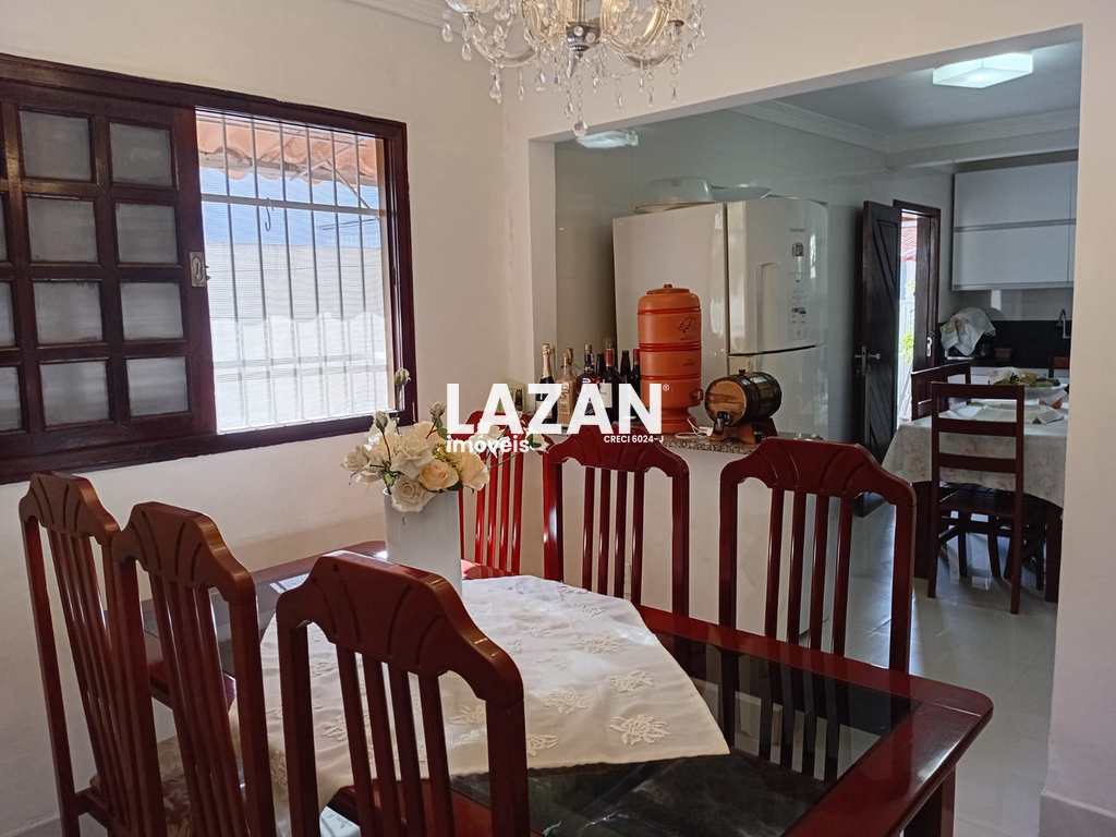Casa de Condomínio em Parnamirim, no bairro Emaús