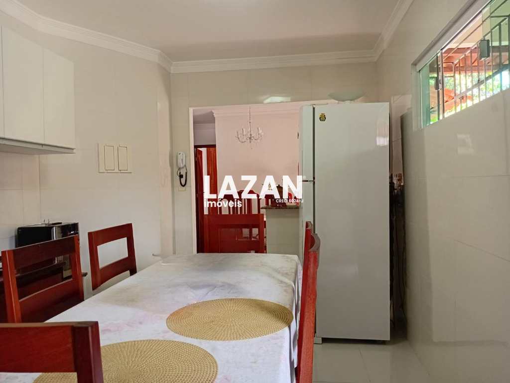 Casa de Condomínio em Parnamirim, no bairro Emaús