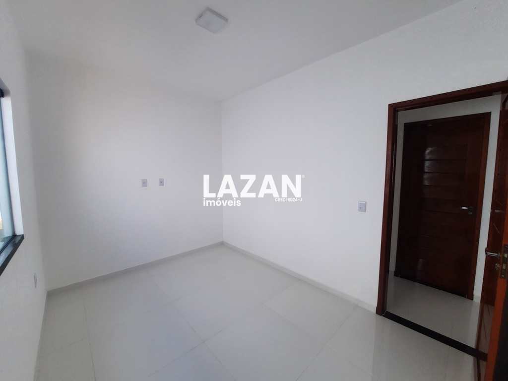 Casa em São Gonçalo do Amarante, no bairro Cidade das Rosas