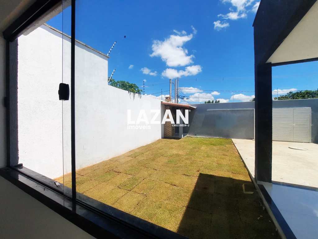 Casa em São Gonçalo do Amarante, no bairro Cidade das Rosas