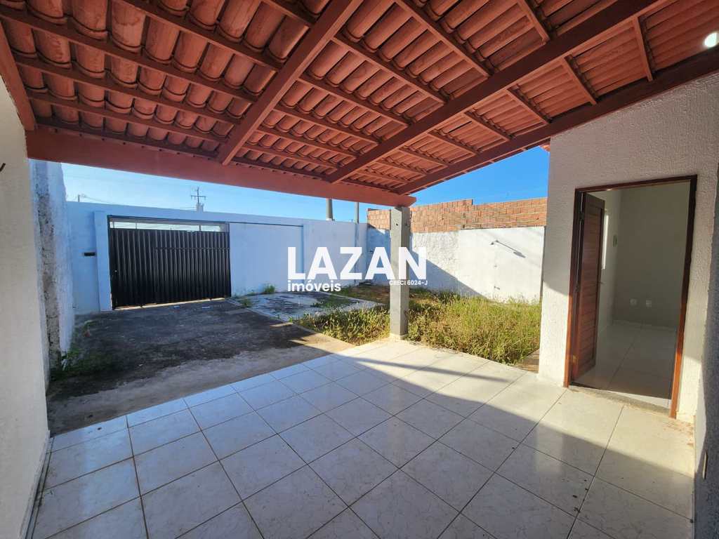 Casa em Extremoz, no bairro Village de Extremoz