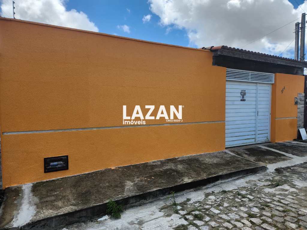 Casa em São Gonçalo do Amarante, no bairro Cidade das Rosas