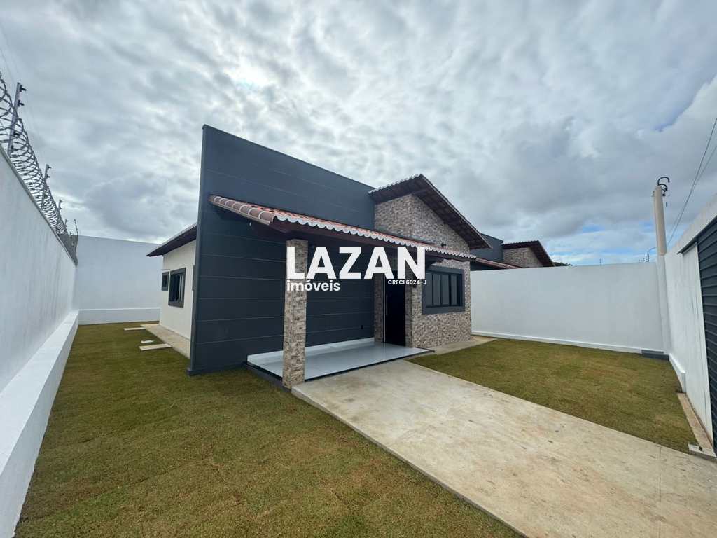 Casa em Parnamirim, no bairro Parque das Árvores