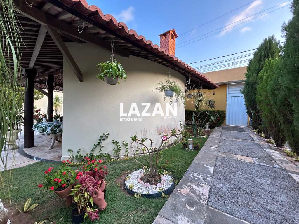 Casa em Natal, no bairro Candelária