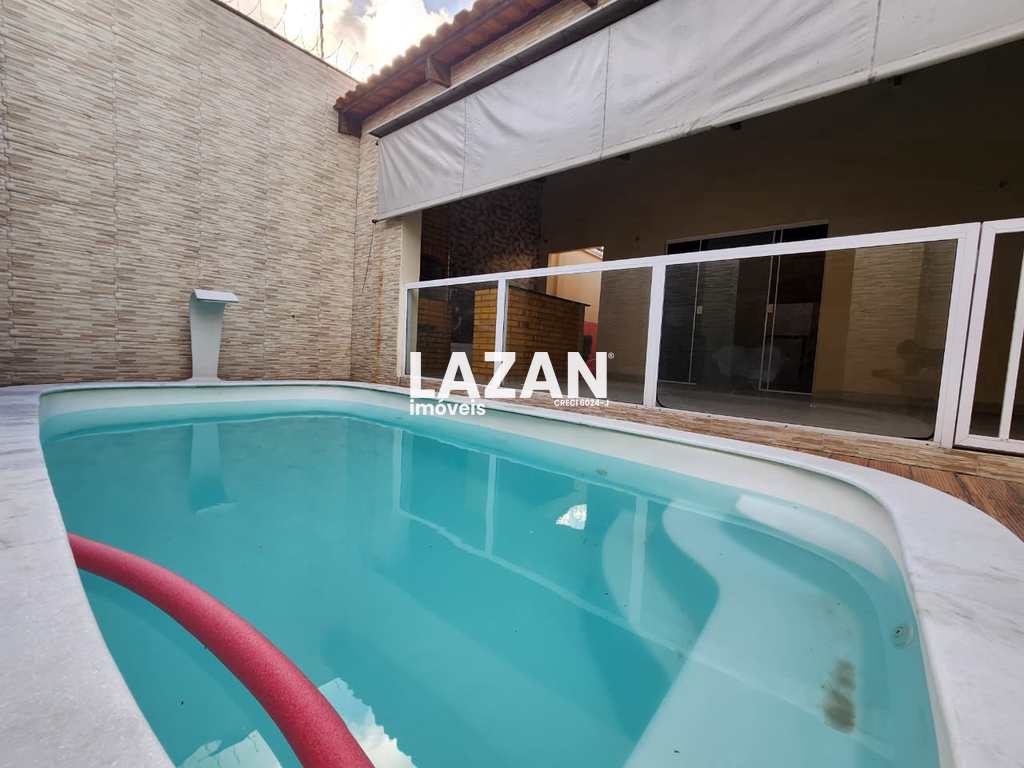 Casa em Natal, no bairro Redinha