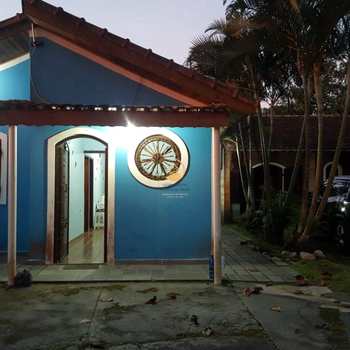 Casa em Itanhaém, bairro Tupy