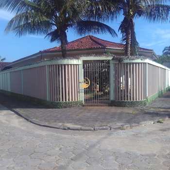 Casa em Itanhaém, bairro Praia dos Sonhos