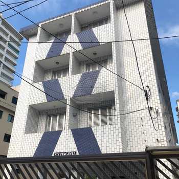 Kitnet em Praia Grande, bairro Boqueirão