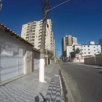 Casa em Praia Grande, bairro Aviação