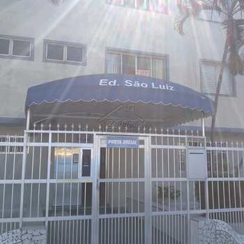 Apartamento em Praia Grande, bairro Guilhermina