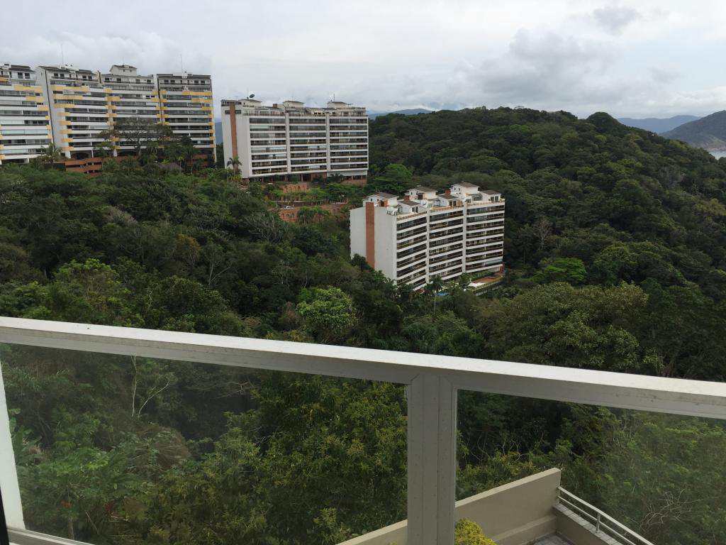 Apartamento em Guarujá, no bairro Morro Sorocotuba