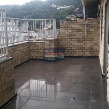 Cobertura em Guarujá, bairro Enseada
