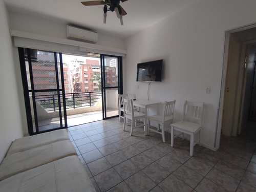 Apartamento, código 5698 em Guarujá, bairro Astúrias