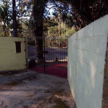 Chácara em Santa Isabel, bairro Parque Santa Tereza