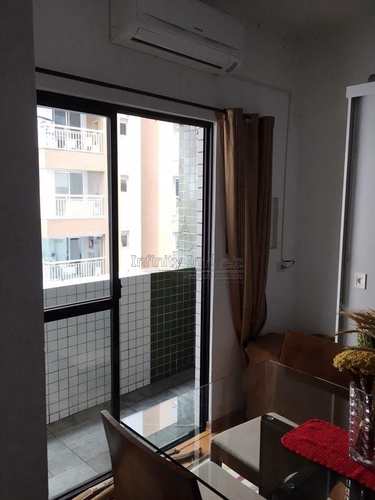 Apartamento, código 1412 em Santos, bairro Estuário