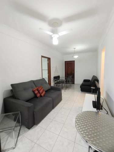 Apartamento, código 1553 em Santos, bairro Embaré