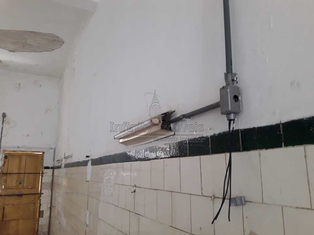 Prédio Comercial em Santos, no bairro Ponta da Praia