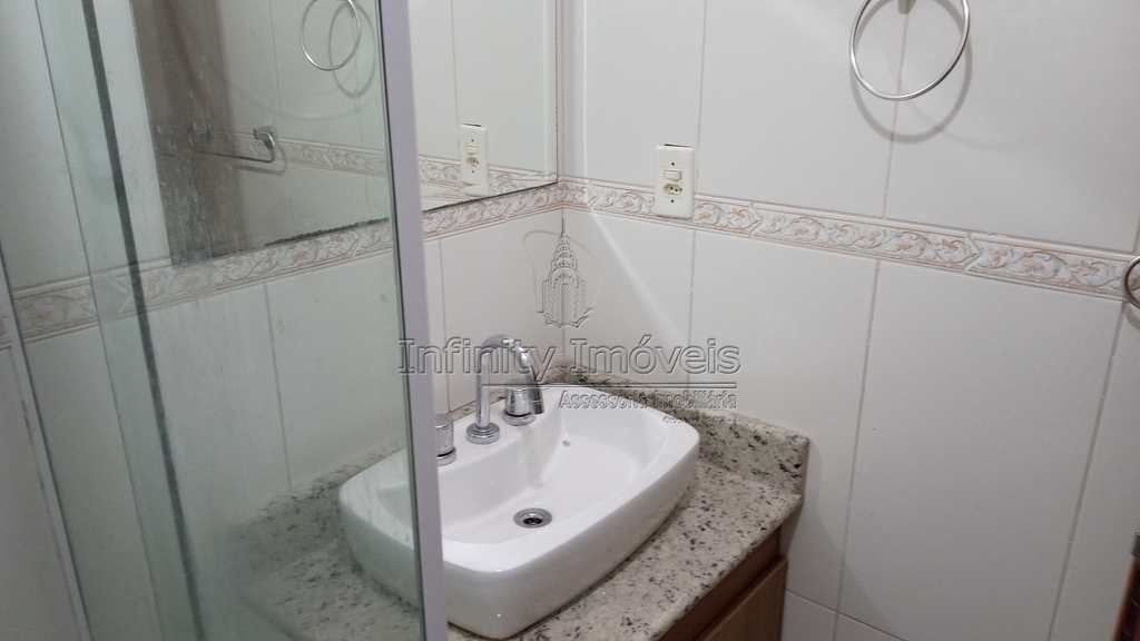 Sobrado de Condomínio em Santos, no bairro Embaré