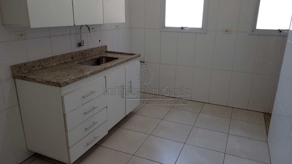 Sobrado de Condomínio em Santos, no bairro Embaré