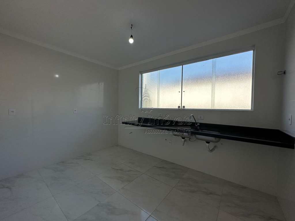 Casa em Santos, no bairro Boqueirão