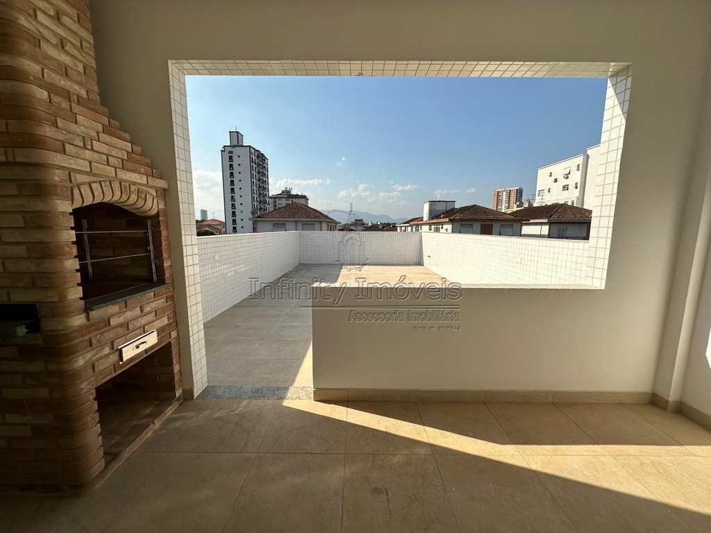 Casa em Santos, no bairro Boqueirão
