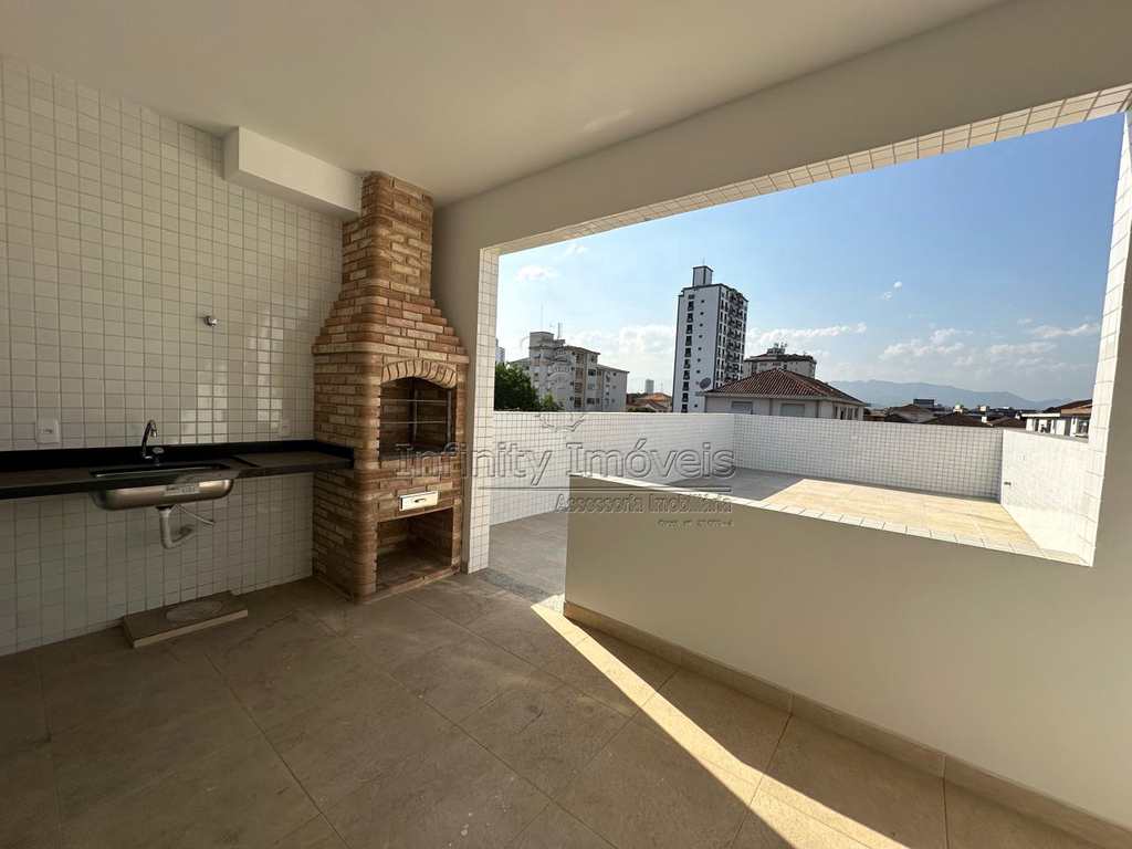 Casa em Santos, no bairro Boqueirão