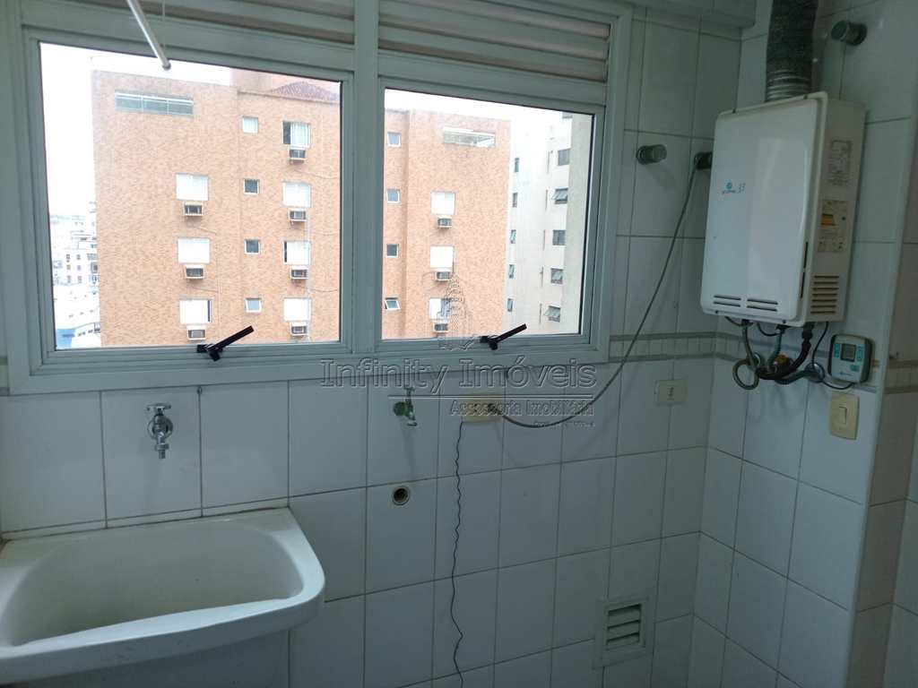 Apartamento em Santos, no bairro Boqueirão