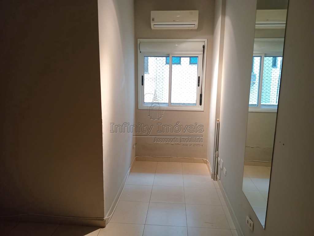 Apartamento em Santos, no bairro Boqueirão