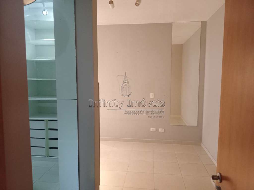Apartamento em Santos, no bairro Boqueirão