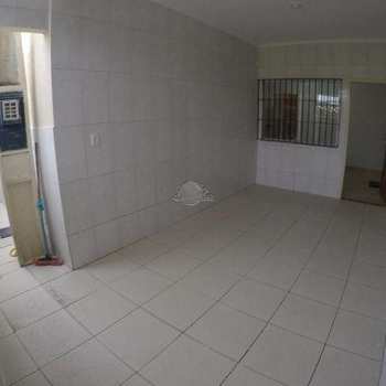 Sobrado em Praia Grande, bairro Guilhermina