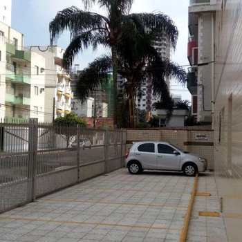 Kitnet em Praia Grande, bairro Canto do Forte