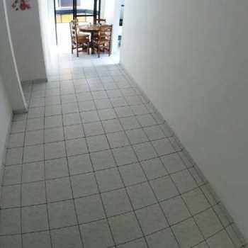 Apartamento em Praia Grande, bairro Cidade Ocian