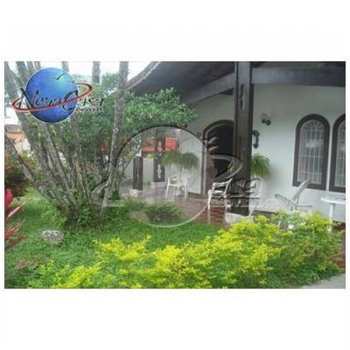 Casa em Praia Grande, bairro Real