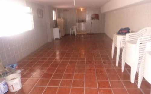 Apartamento, código 2404 em Praia Grande, bairro Guilhermina