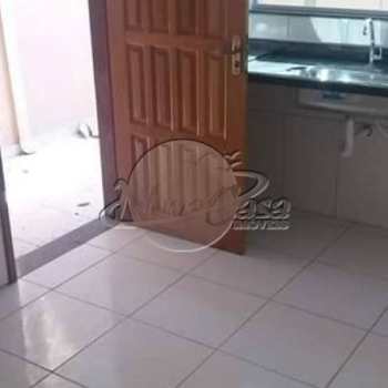 Sobrado em Praia Grande, bairro Vila Mirim
