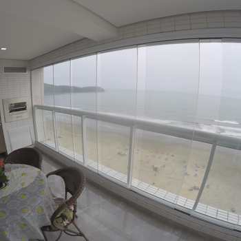 Apartamento em Praia Grande, bairro Boqueirão