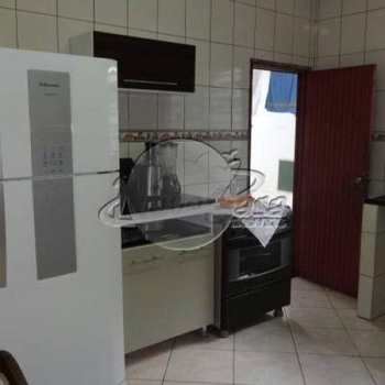 Casa em Praia Grande, bairro Tupiry