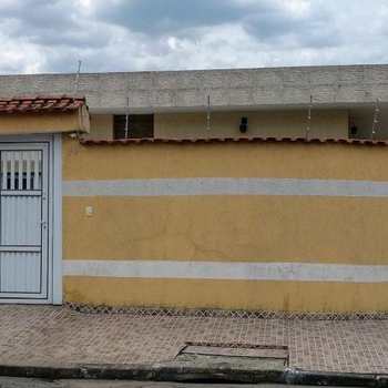 Casa em Praia Grande, bairro Guilhermina