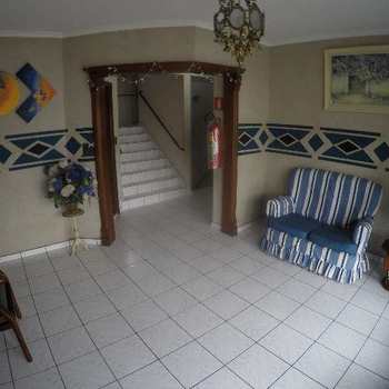 Apartamento em Praia Grande, bairro Guilhermina