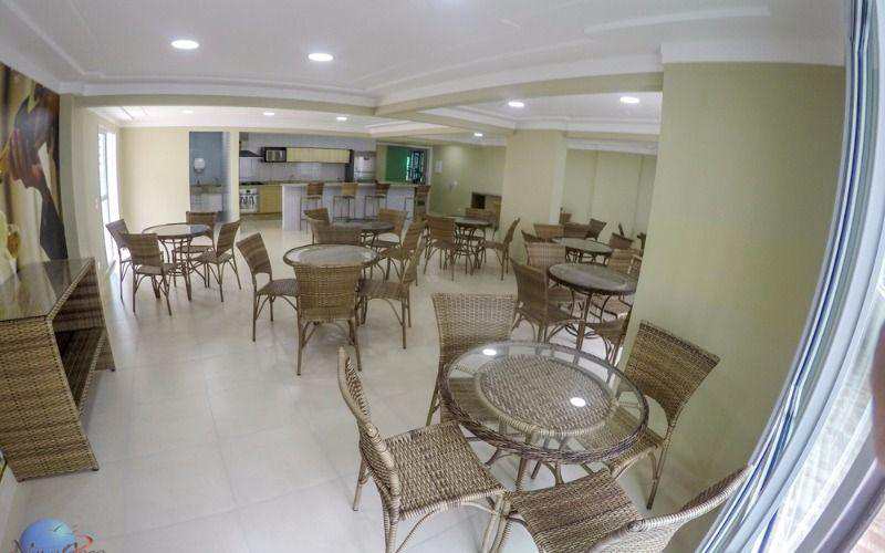 Apartamento em Praia Grande, no bairro Ocian