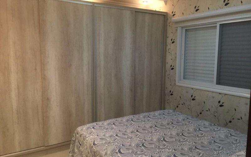 Casa em Praia Grande, no bairro Boqueirão