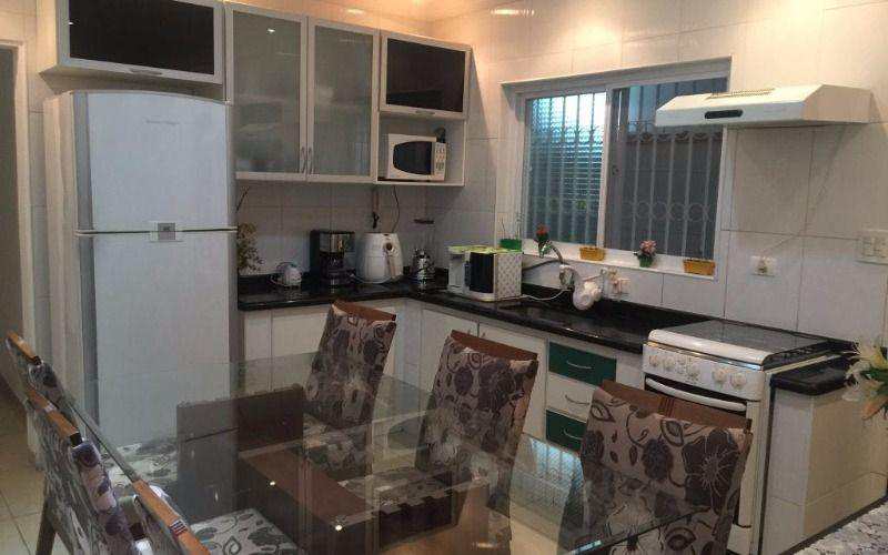Casa em Praia Grande, no bairro Boqueirão