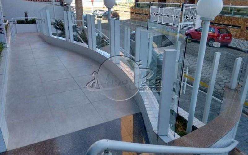 Apartamento em Praia Grande, no bairro Ocian