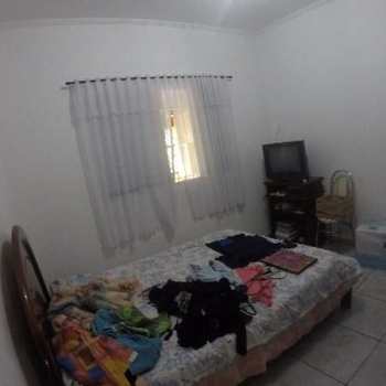 Casa em Praia Grande, bairro Ocian