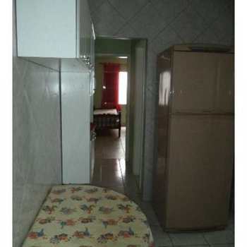 Apartamento em Praia Grande, bairro Guilhermina