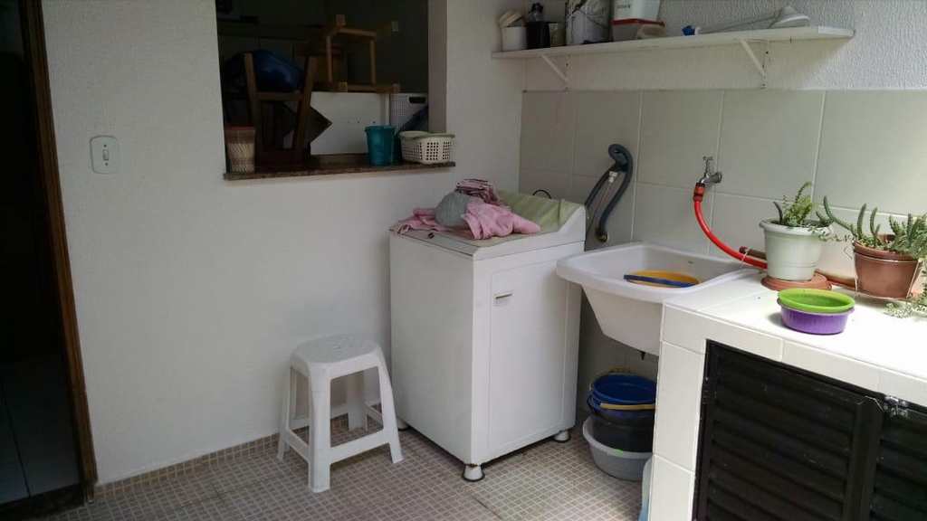 Casa em Praia Grande, no bairro Canto do Forte