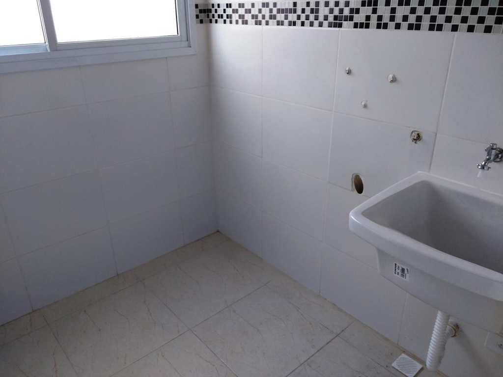Apartamento em Praia Grande, no bairro Caiçara